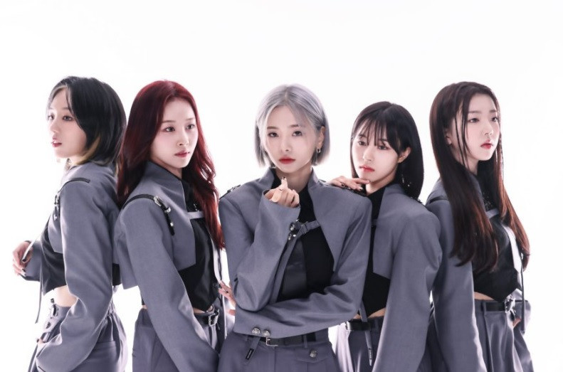 Profil dan Biodata Member Grup KPop Queenz Eye | K-HUB by iStyle.id