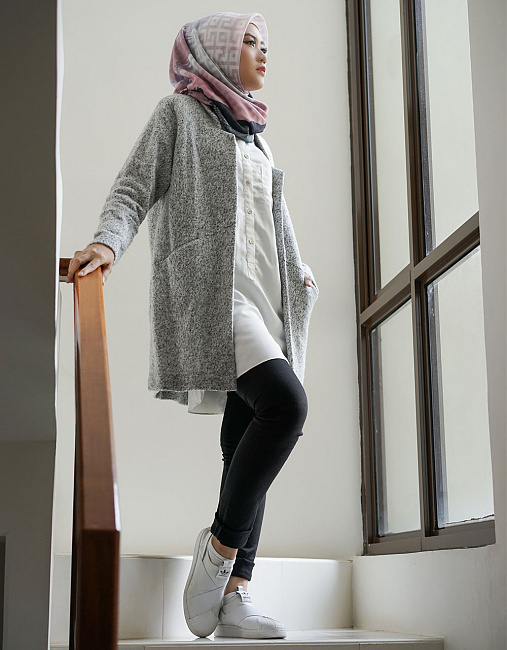 Outer hijabers