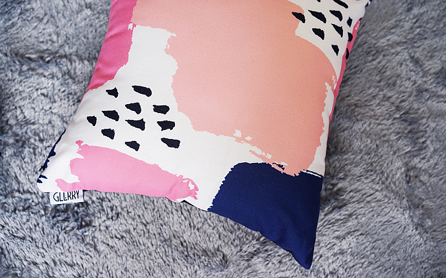 Deretan Cushion Lucu untuk Di Rumah dan di Kantor
