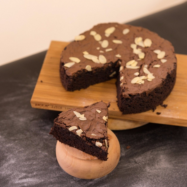 Brownies nusantara - brownies panggang - brownie holic