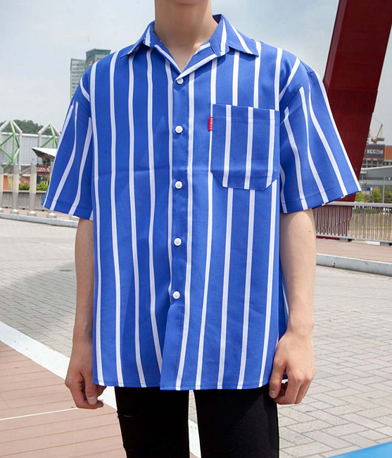 Motif garis - cara tampil keren - style Korea