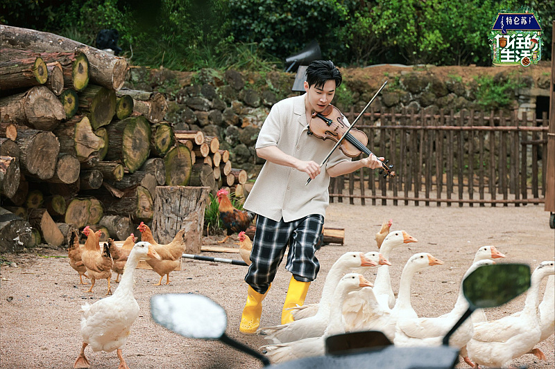 henry lau artis korea yang punya kewarganegara asing