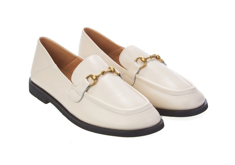 Cara Memilih Flat Shoes Yang Nyaman