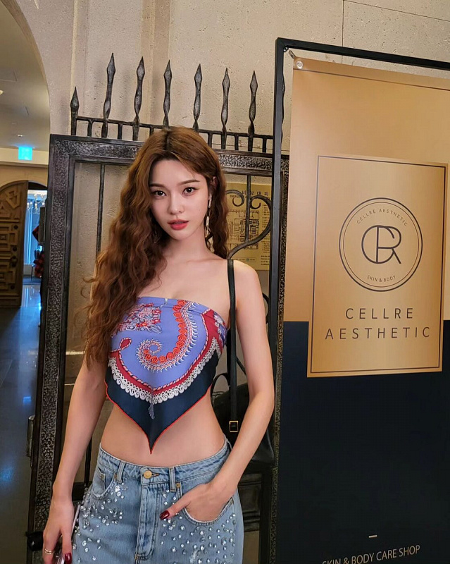 mix and match blue outfit ala artis korea 2023