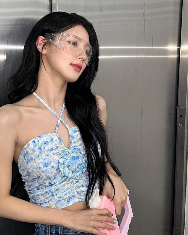 mix and match blue outfit ala artis korea 2023