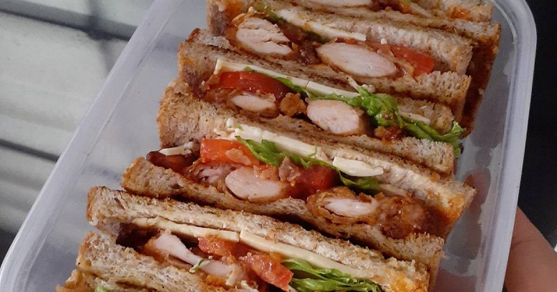 Sandwich Isi Ayam