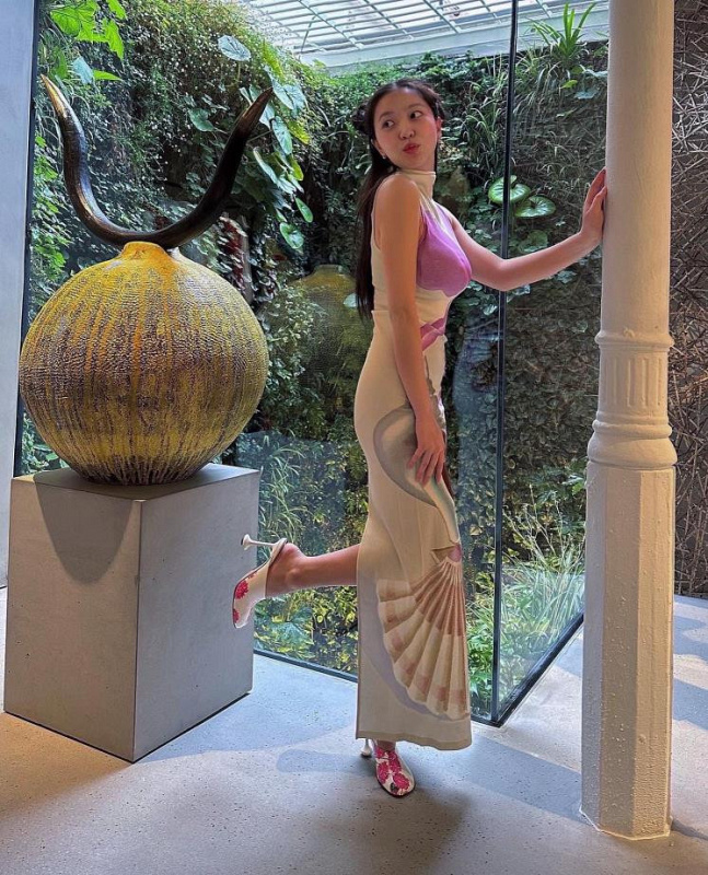 mix and match maxi dress ala artis korea 2023