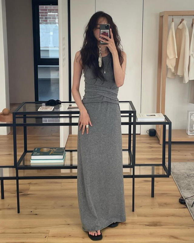 mix and match maxi dress ala artis korea 2023