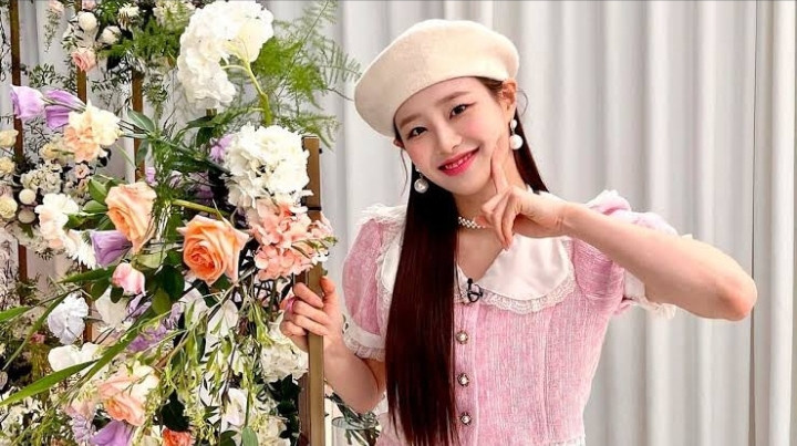 chuu akan debut solo 