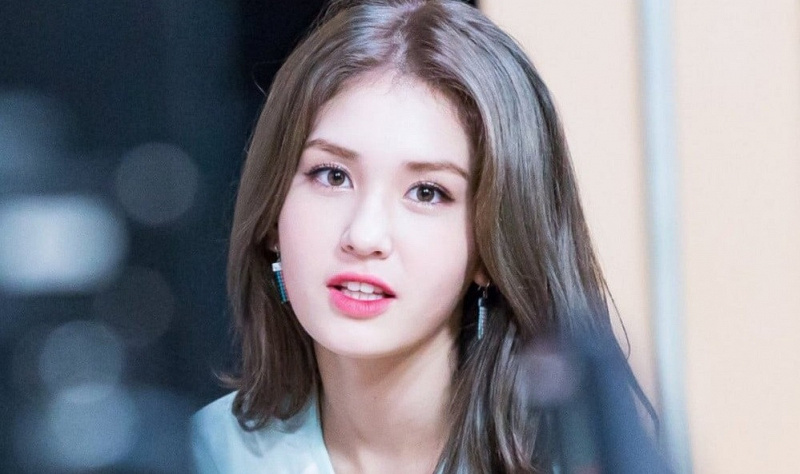 make up jeon somi