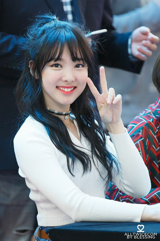 Nayeon TWICE