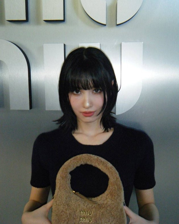 Momo TWICE - Miu Miu