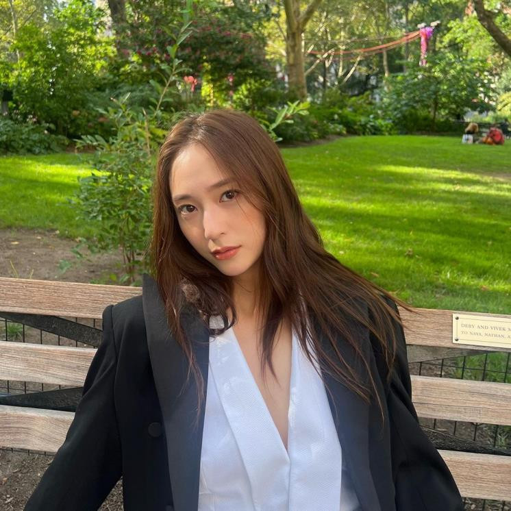 mix and match blazer hitam a la artis korea
