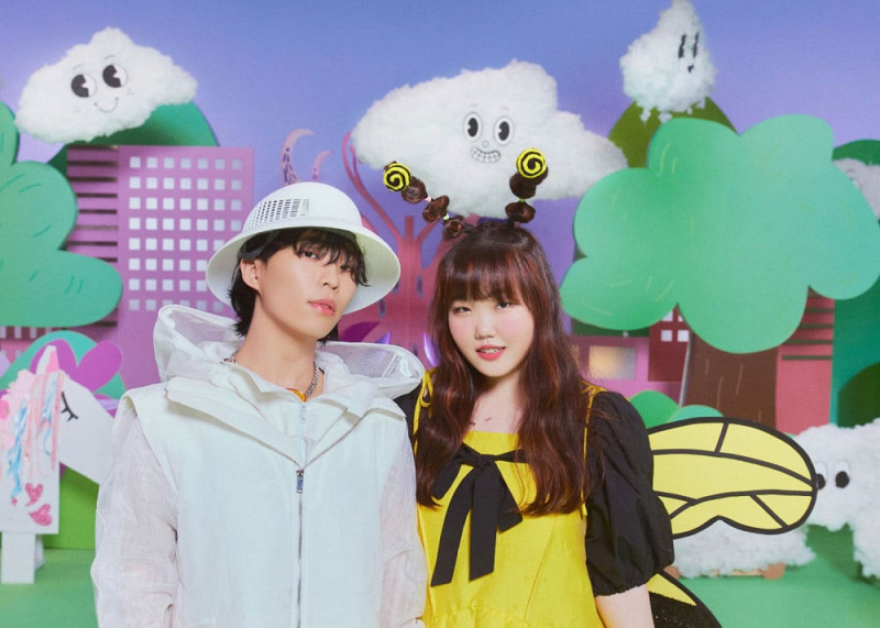 akmu berhasil puncaki melon charts
