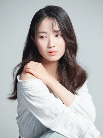 kim hye yoon