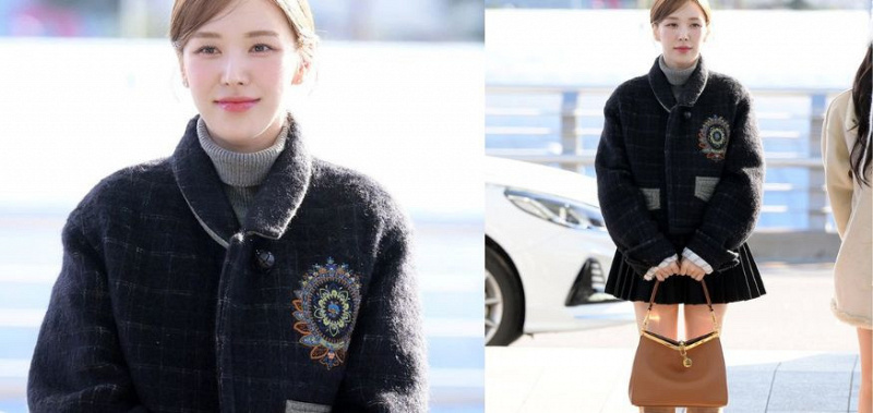 airport fashion red velvet