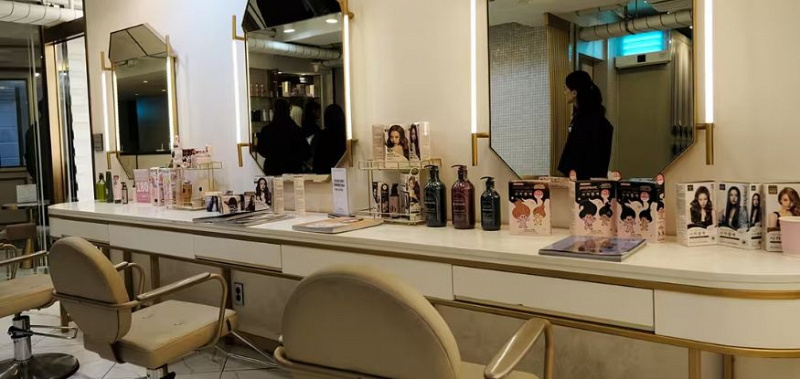 salon jenny house